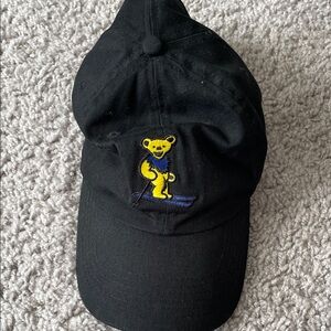 Dancing bear on skis ball cap